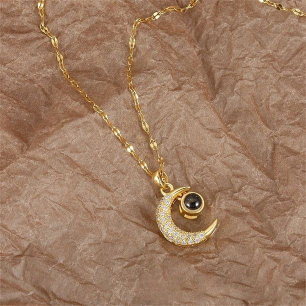 Collar Luna con amuleto negro magico